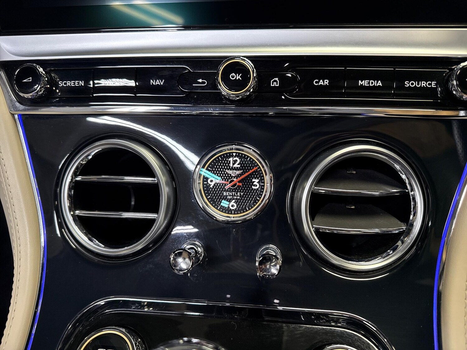 Used Bentley Continental 2019 for sale - 77489588: Photo 30