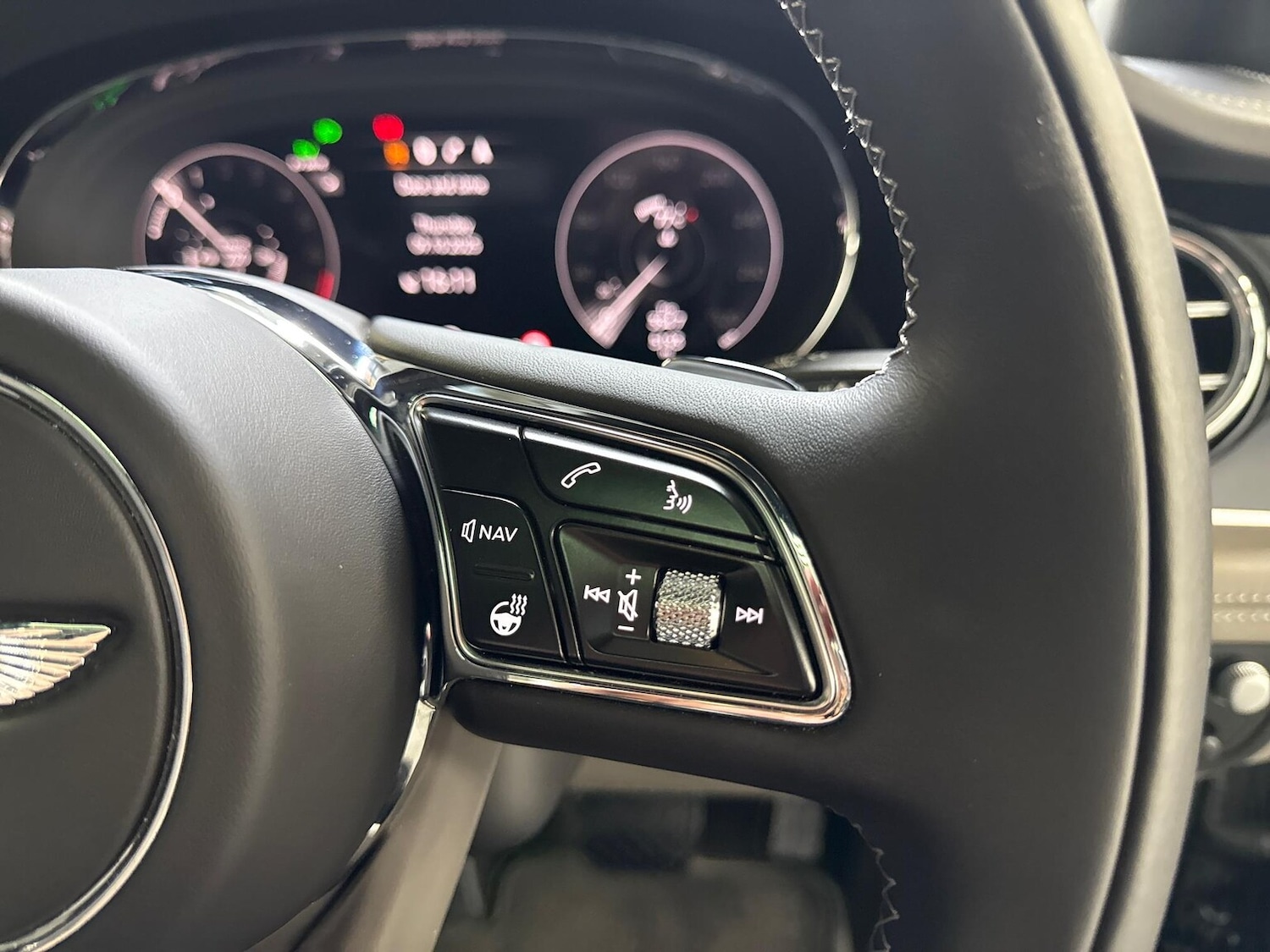 Used Bentley Bentayga 2024 for sale - 76638862: Photo 31