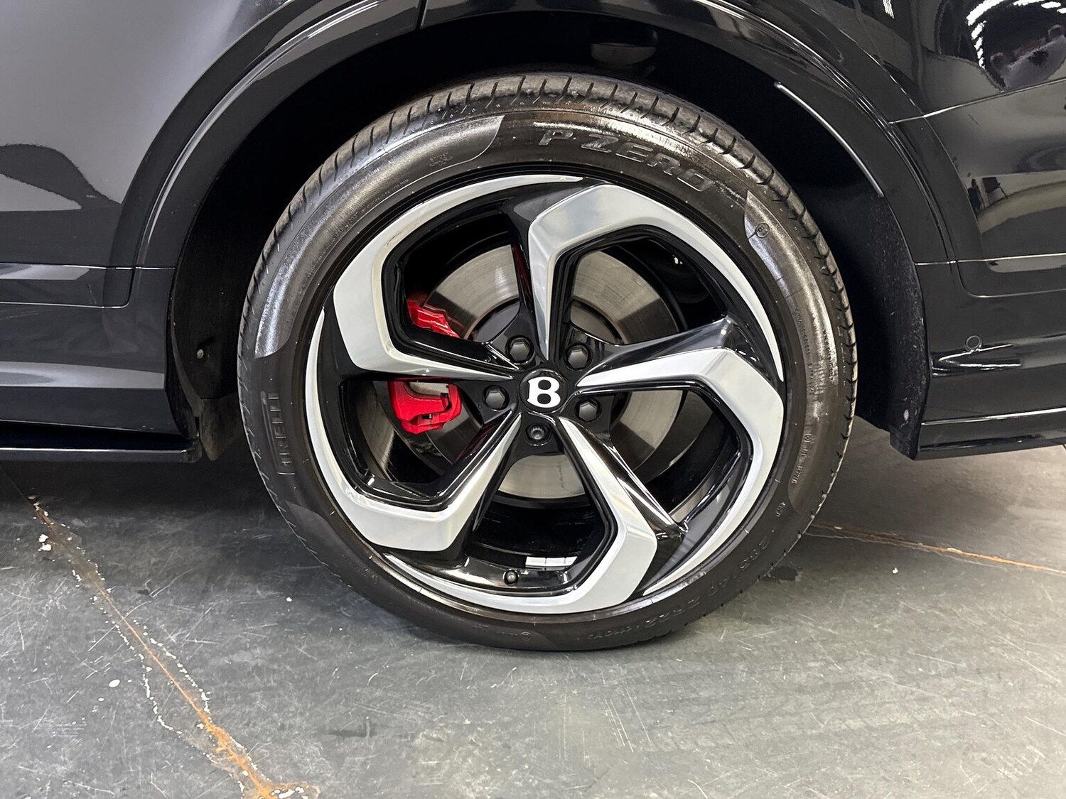 Used Bentley Bentayga 2024 for sale - 76638862: Photo 37