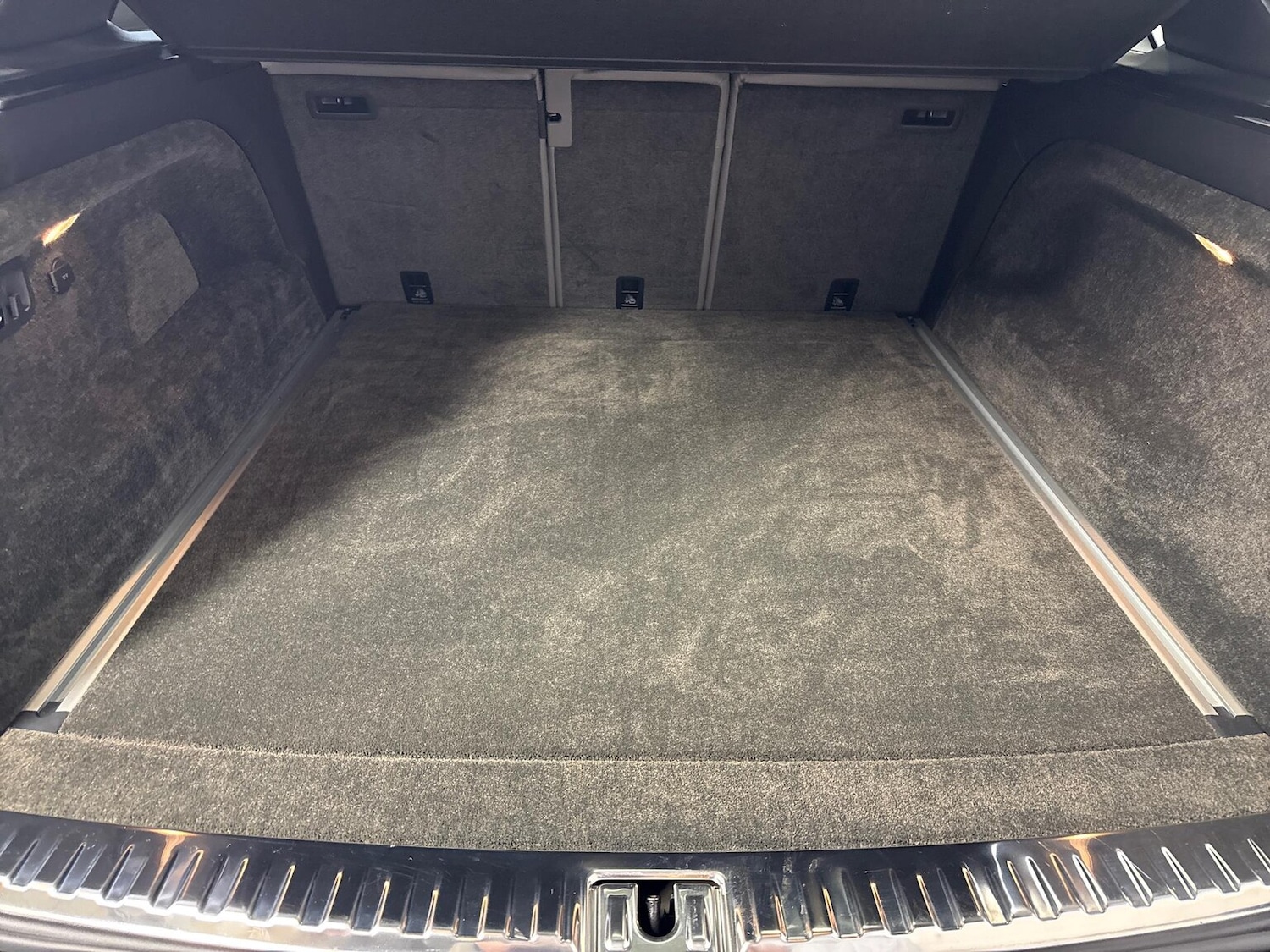 Used Bentley Bentayga 2024 for sale - 76638862: Photo 39