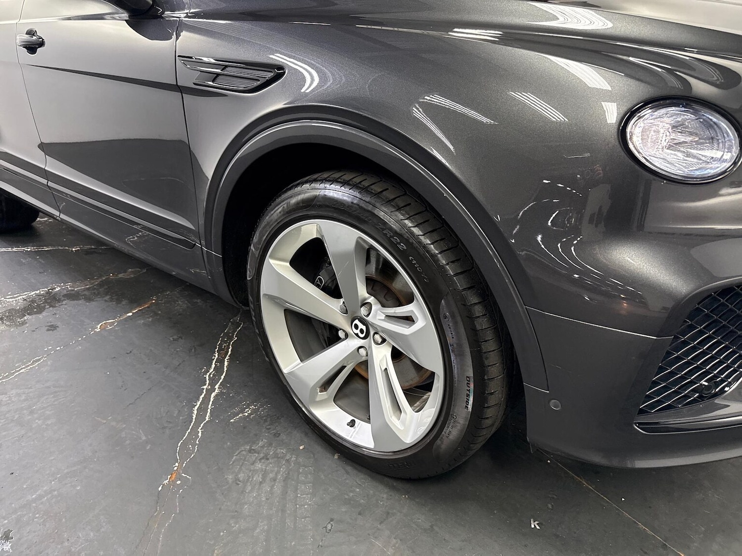 Used Bentley Bentayga 2023 for sale - 78064410: Photo 23