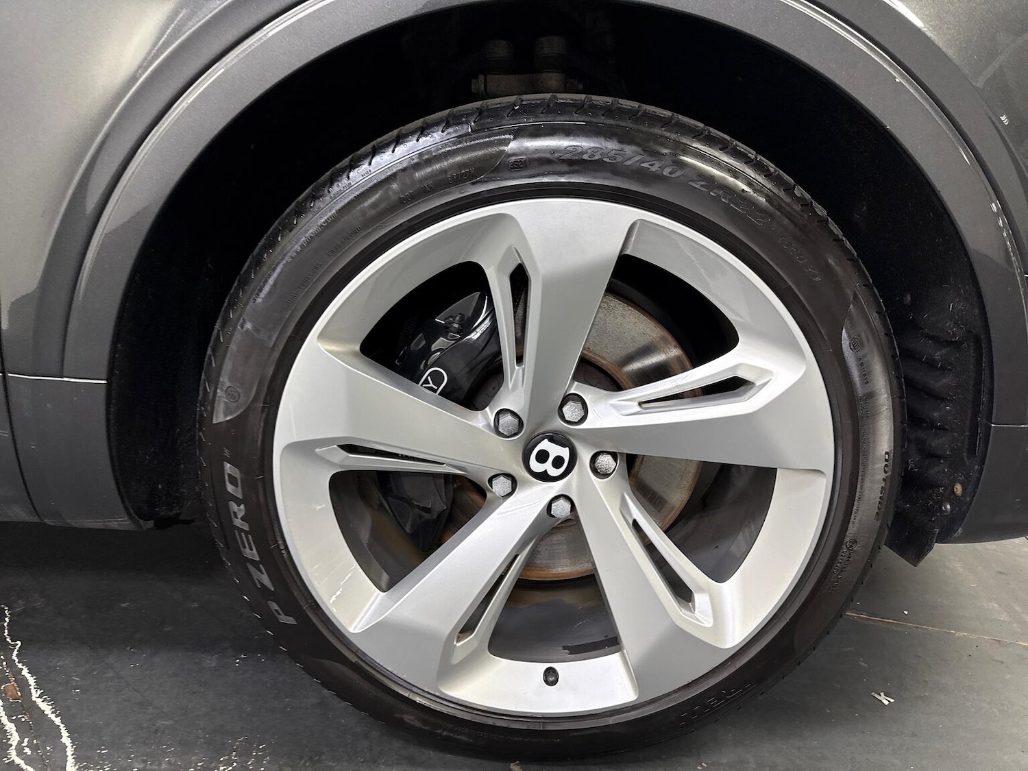 Used Bentley Bentayga 2023 for sale - 78064410: Photo 25