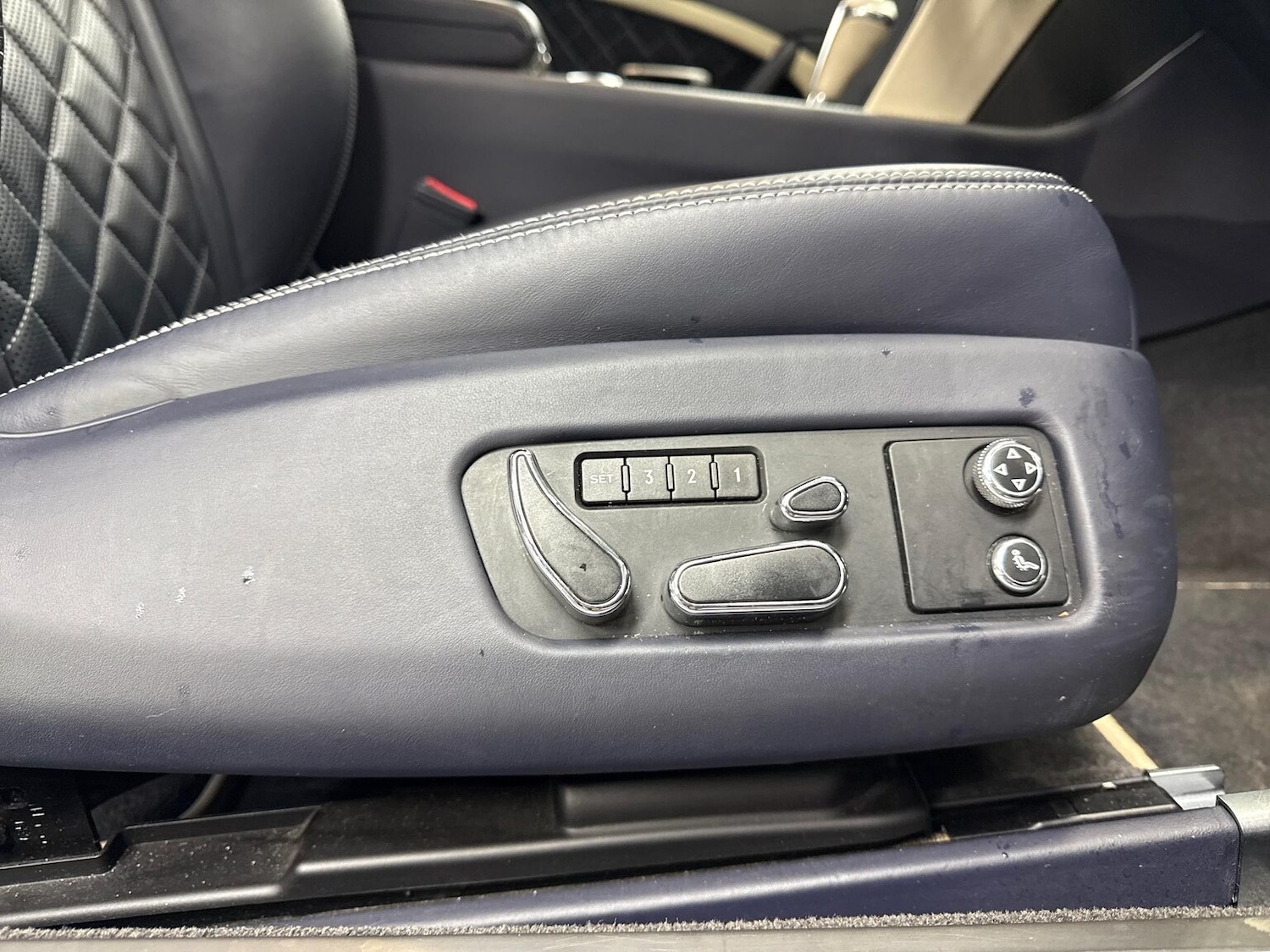 Used Bentley Continental 2016 for sale - 77916115: Photo 21