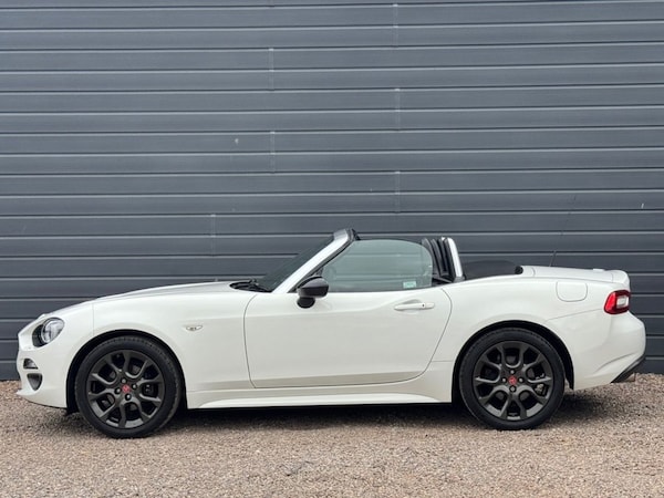 Used Fiat 124 Spider 2016 for sale - 75573832: Photo 11