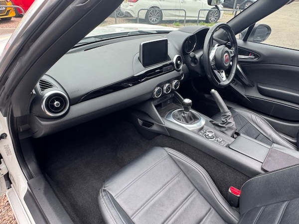Used Fiat 124 Spider 2016 for sale - 75573832: Photo 17