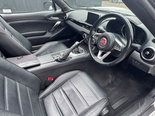 Used Fiat 124 Spider 2016 for sale - 75573832: Photo 21