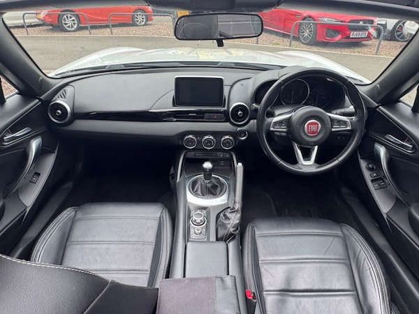 Used Fiat 124 Spider 2016 for sale - 75573832: Photo 4
