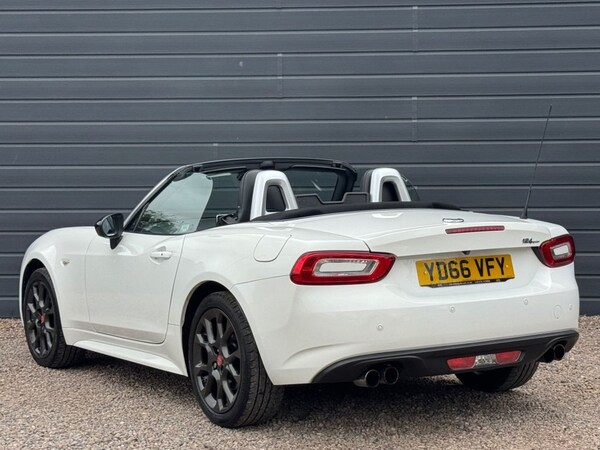 Used Fiat 124 Spider 2016 for sale - 75573832: Photo 6