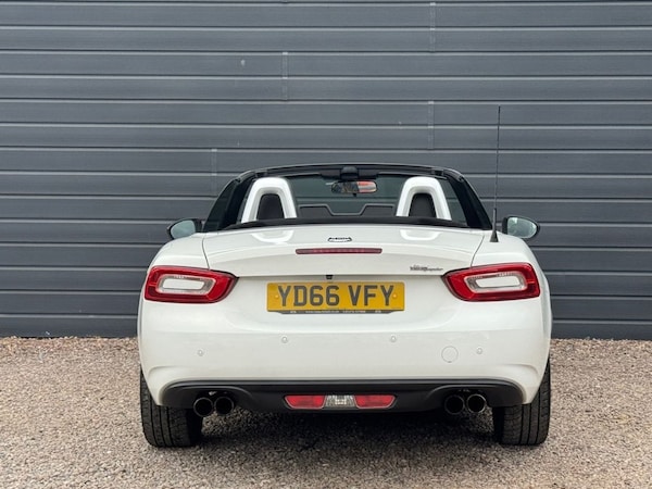 Used Fiat 124 Spider 2016 for sale - 75573832: Photo 9