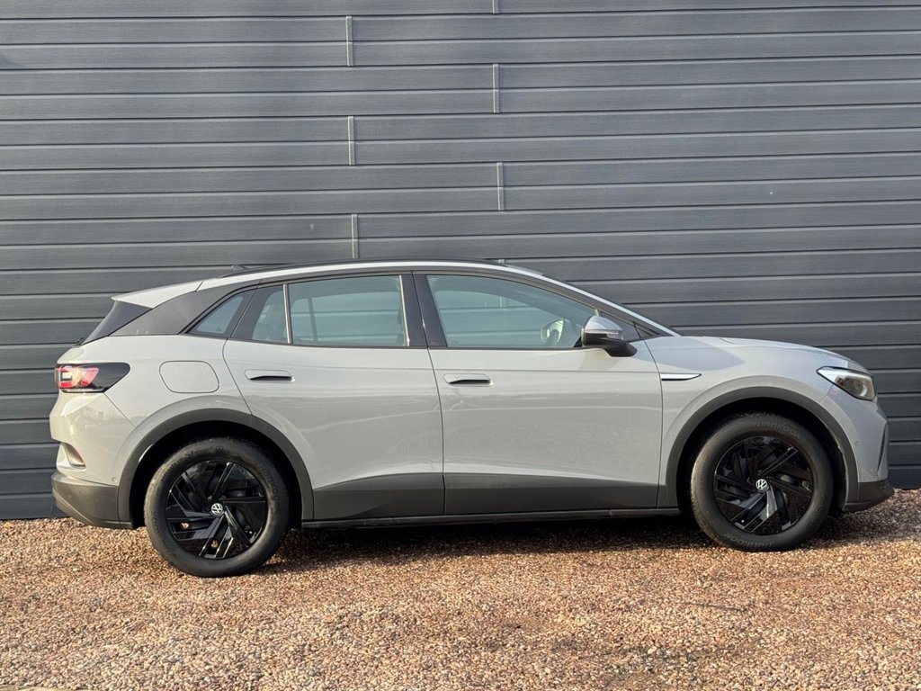 Used Volkswagen ID.4 2022 for sale - 77952722: Photo 8