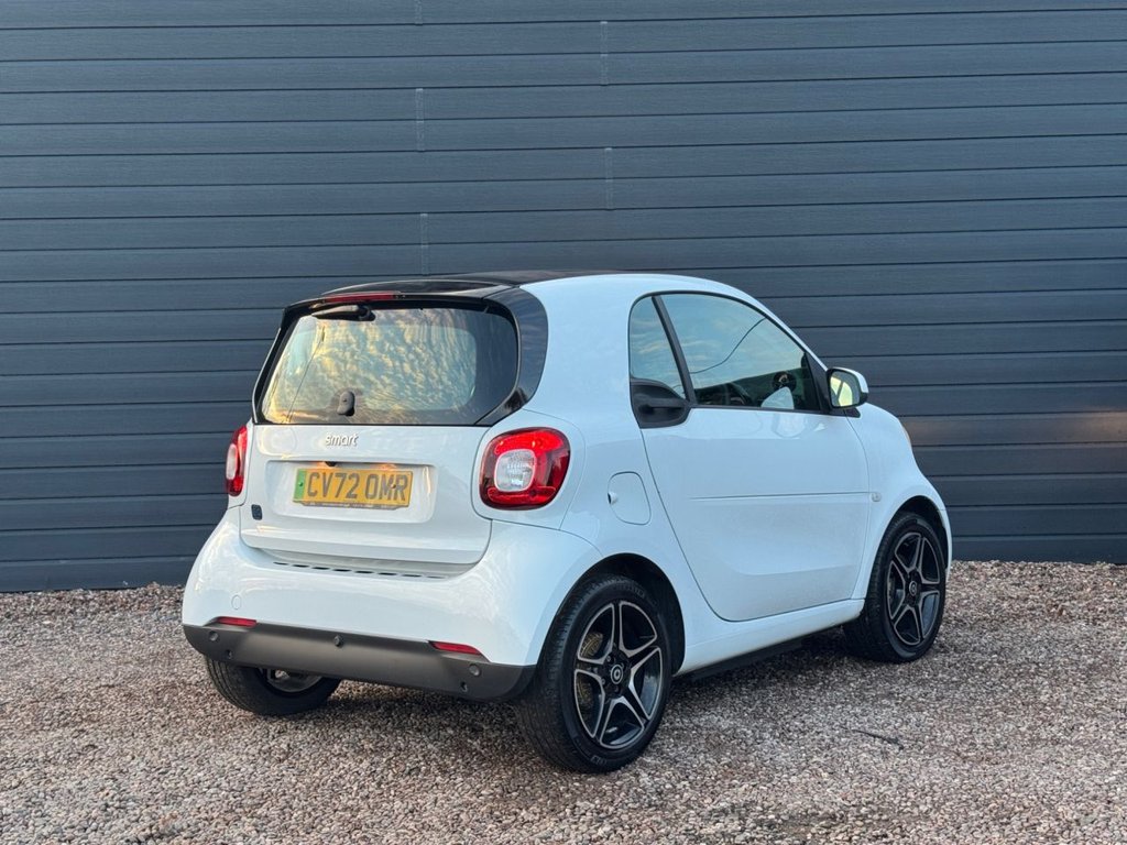 Used smart fortwo 2022 for sale - 76950448: Photo 3