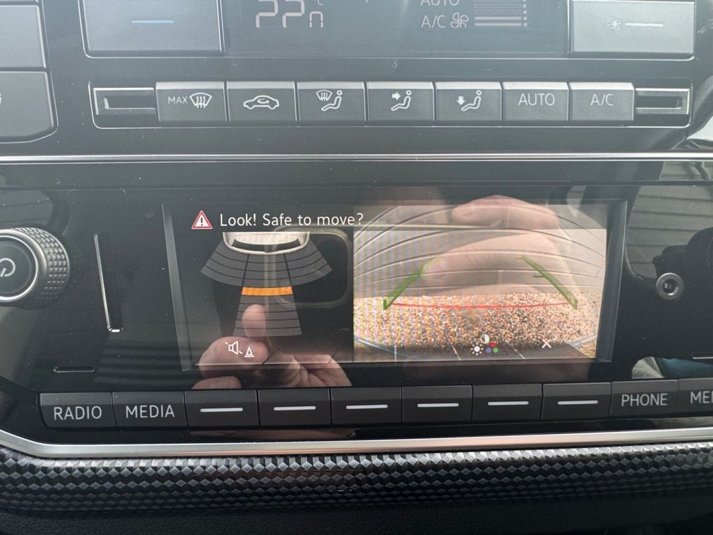 Used Volkswagen up! 2022 for sale - 76740716: Photo 24