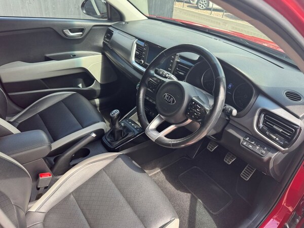 Used Kia Stonic 2018 for sale - 75253751: Photo 4