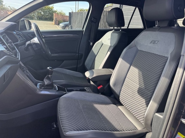 Used Volkswagen T-Roc 2021 for sale - 76081064: Photo 13