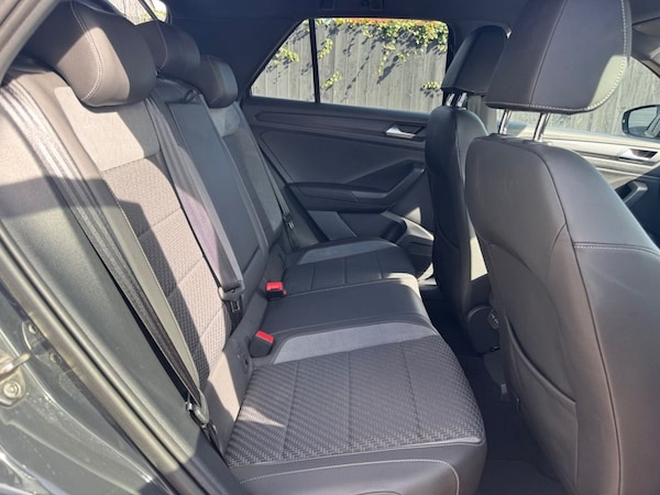 Used Volkswagen T-Roc 2021 for sale - 76081064: Photo 14