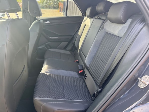 Used Volkswagen T-Roc 2021 for sale - 76081064: Photo 15