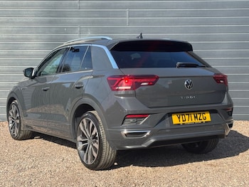 Used Volkswagen T-Roc 2021 for sale - 76081064: Photo 3