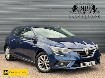 2019 (19) - 1.5 Blue dCi Play Hatchback 5dr Diesel Manual Euro 6 (s/s)
