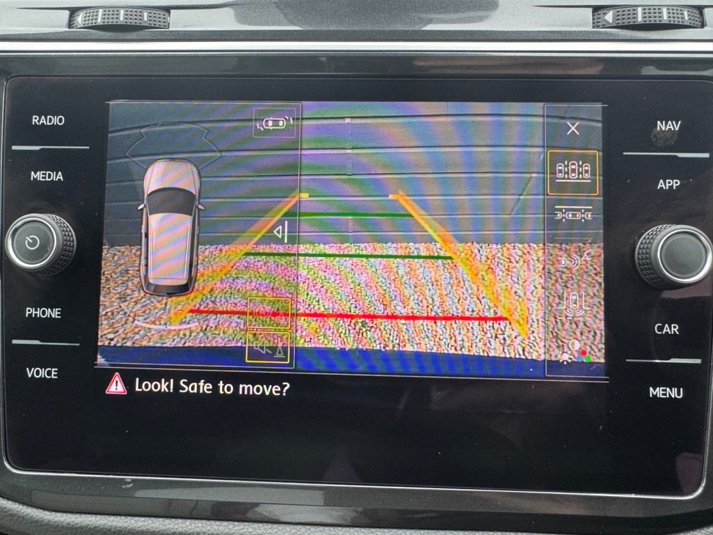 Used Volkswagen Tiguan 2017 for sale - 76148124: Photo 26