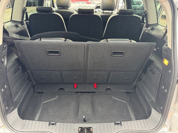 Used Ford S-Max 2013 for sale - 76148112: Photo 23