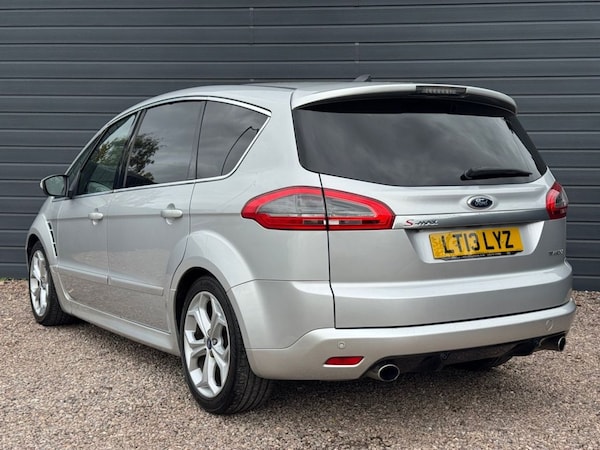 Used Ford S-Max 2013 for sale - 76148112: Photo 3