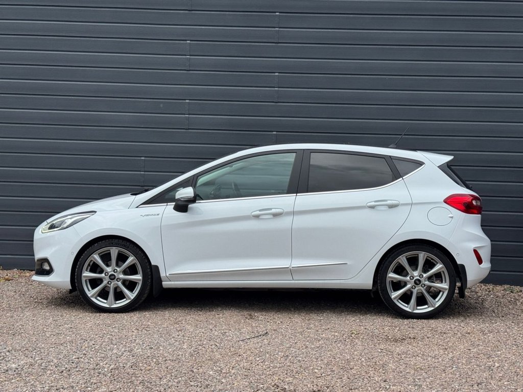 Used Ford Fiesta 2017 for sale - 76119119: Photo 9