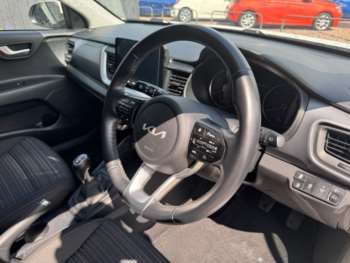 Used Kia Stonic 2022 for sale - 75206634: Photo