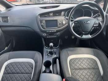 Used Kia Ceed 2016 for sale - 74947692: Photo
