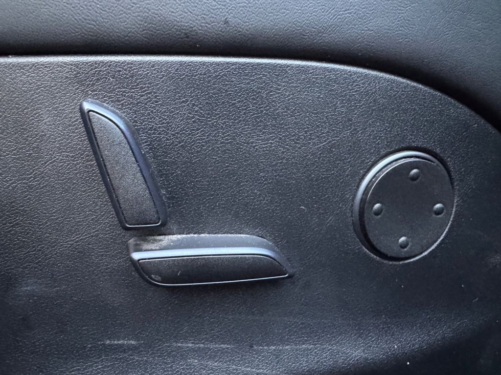 Used Tesla Model S 2016 for sale - 76768779: Photo 24