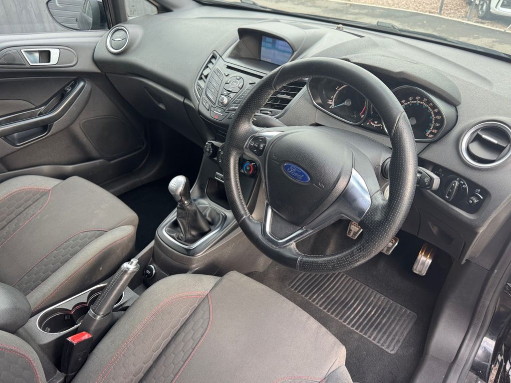 Used Ford Fiesta 2017 for sale - 76267177: Photo 4