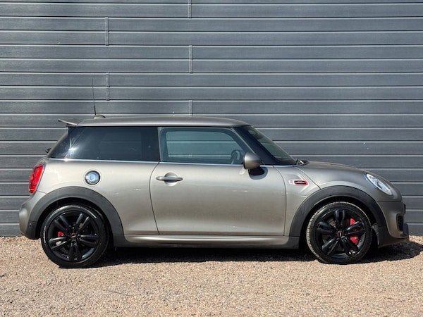 Used MINI Hatch 2017 for sale - 74209744: Photo 11