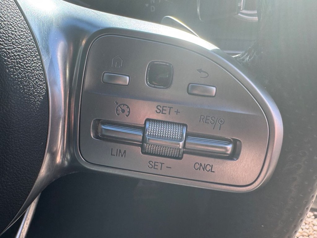 Used Mercedes-Benz C Class 2020 for sale - 75998565: Photo 25