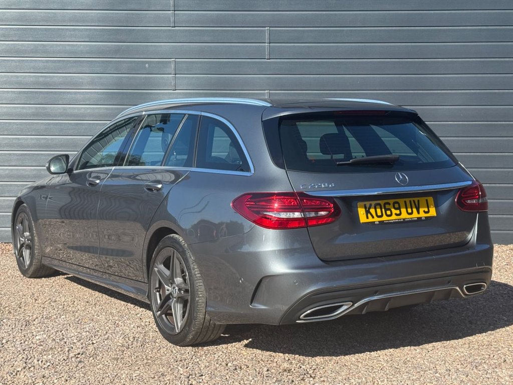 Used Mercedes-Benz C Class 2020 for sale - 75998565: Photo 3