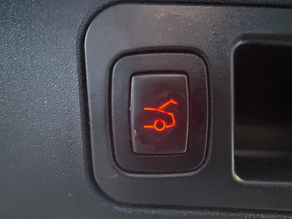 Used Tesla Model S 2019 for sale - 76698603: Photo 21