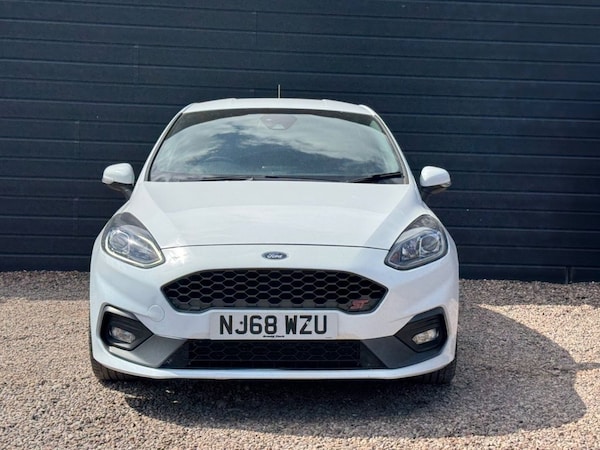 Used Ford Fiesta 2018 for sale - 74580402: Photo 10