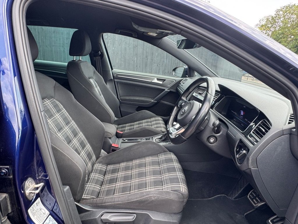 Used Volkswagen Golf 2018 for sale - 76406163: Photo 13