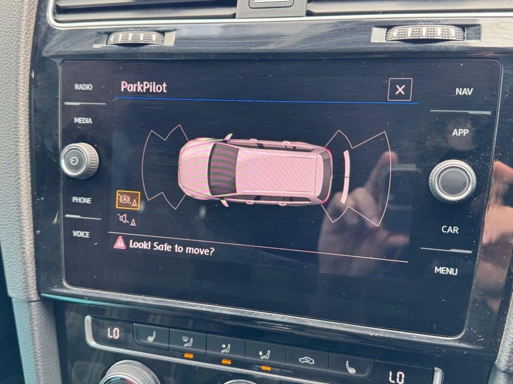 Used Volkswagen Golf 2018 for sale - 76406163: Photo 19