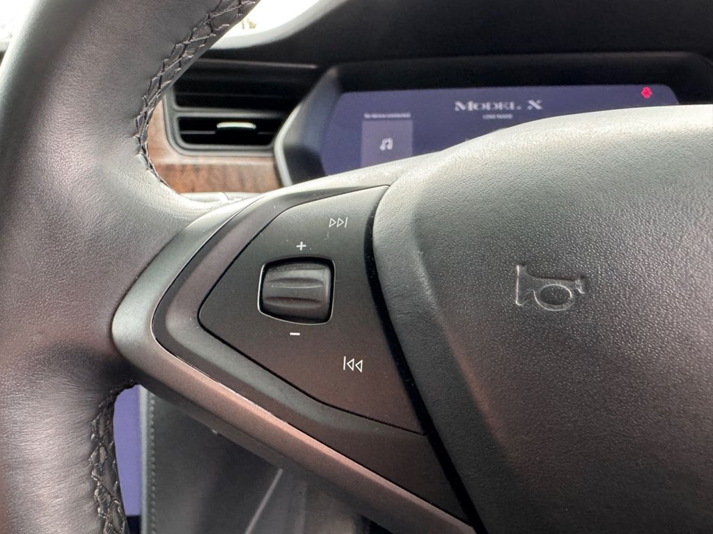 Used Tesla Model X 2020 for sale - 78219377: Photo 23