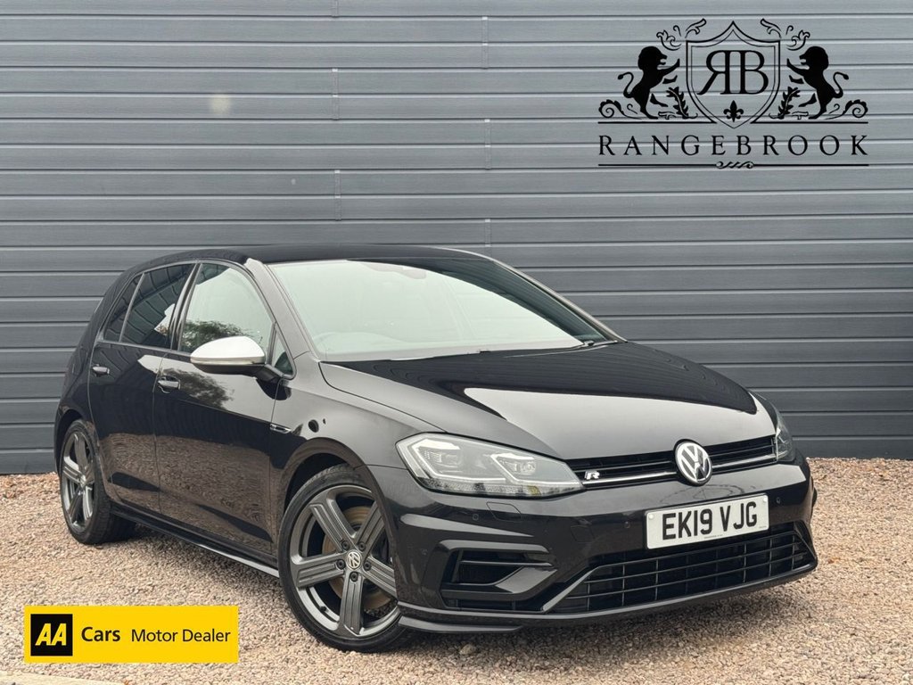 Used Volkswagen Golf 2019 for sale - 76147724: Photo 1