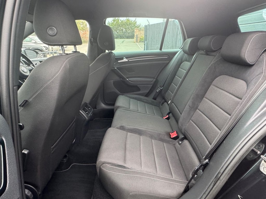 Used Volkswagen Golf 2019 for sale - 76147724: Photo 13