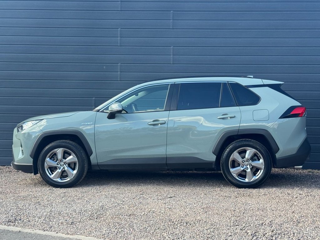Used Toyota RAV4 2020 for sale - 76018847: Photo 11