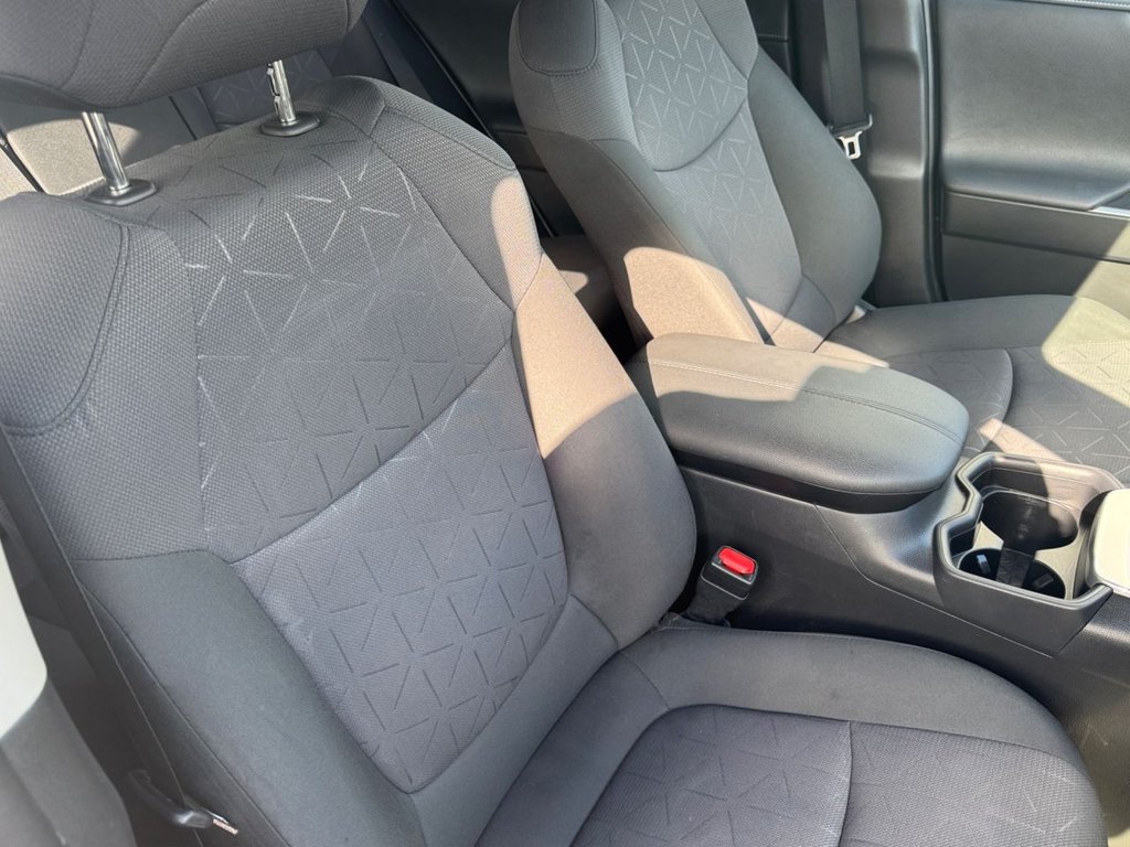 Used Toyota RAV4 2020 for sale - 76018847: Photo 21