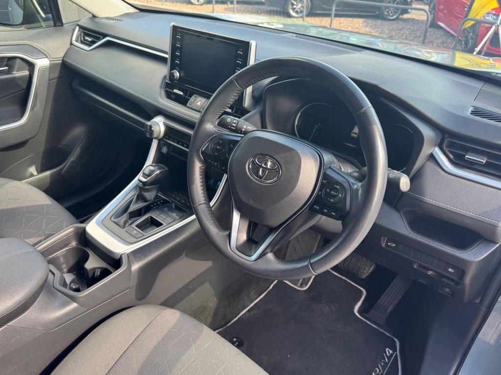 Used Toyota RAV4 2020 for sale - 76018847: Photo 30