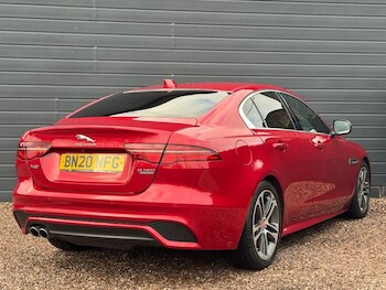 Used Jaguar XE 2020 for sale - 76496729: Photo