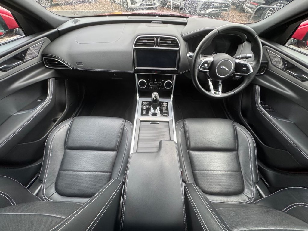 Used Jaguar XE 2020 for sale - 76496729: Photo 4