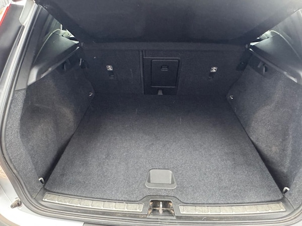 Used Volvo XC40 2019 for sale - 76267185: Photo 13
