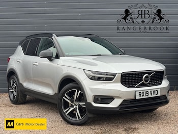 Volvo - XC40