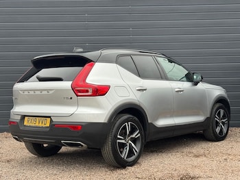 Used Volvo XC40 2019 for sale - 76267185: Photo 3