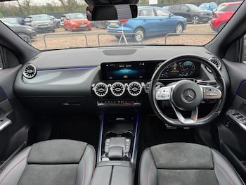 Used Mercedes-Benz GLA 2020 for sale - 77594486: Photo