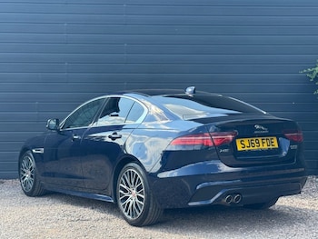 Used Jaguar XE 2019 for sale - 79103782: Photo